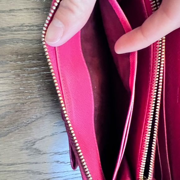 Pink Prada Saffiano Bow Zippy Wallet (Authentic) - Picture 11 of 15